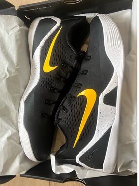 Nike KOBE IX EM Protro Men’s Sneaker 12 NWT black / gold / white